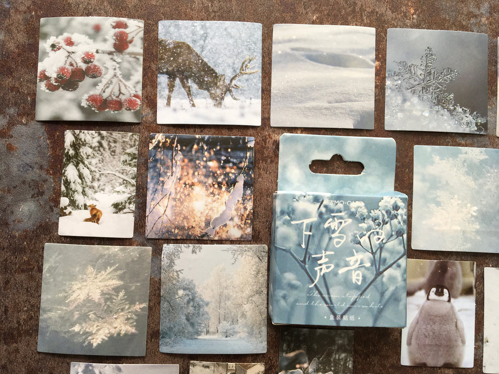'Beautiful Winter's Day' sticker box