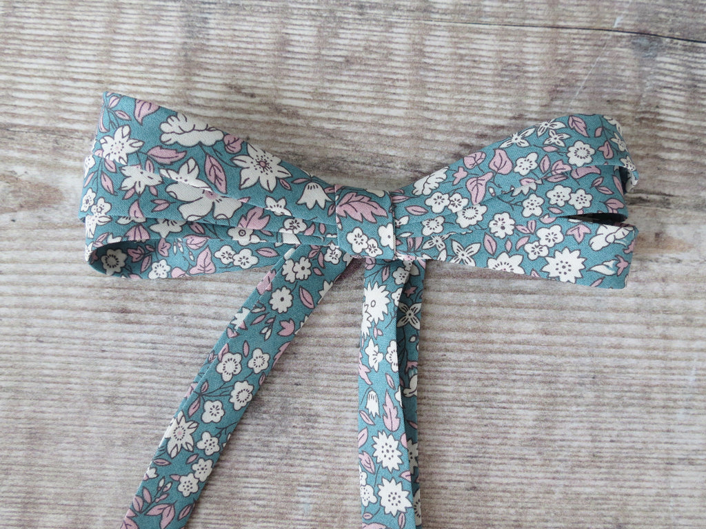 Pretty Liberty bias binding with floral print in green and pink with Daisy Daisy print