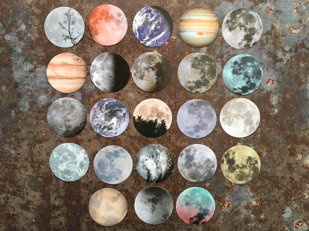 'Colourful Earth & Planets' sticker box