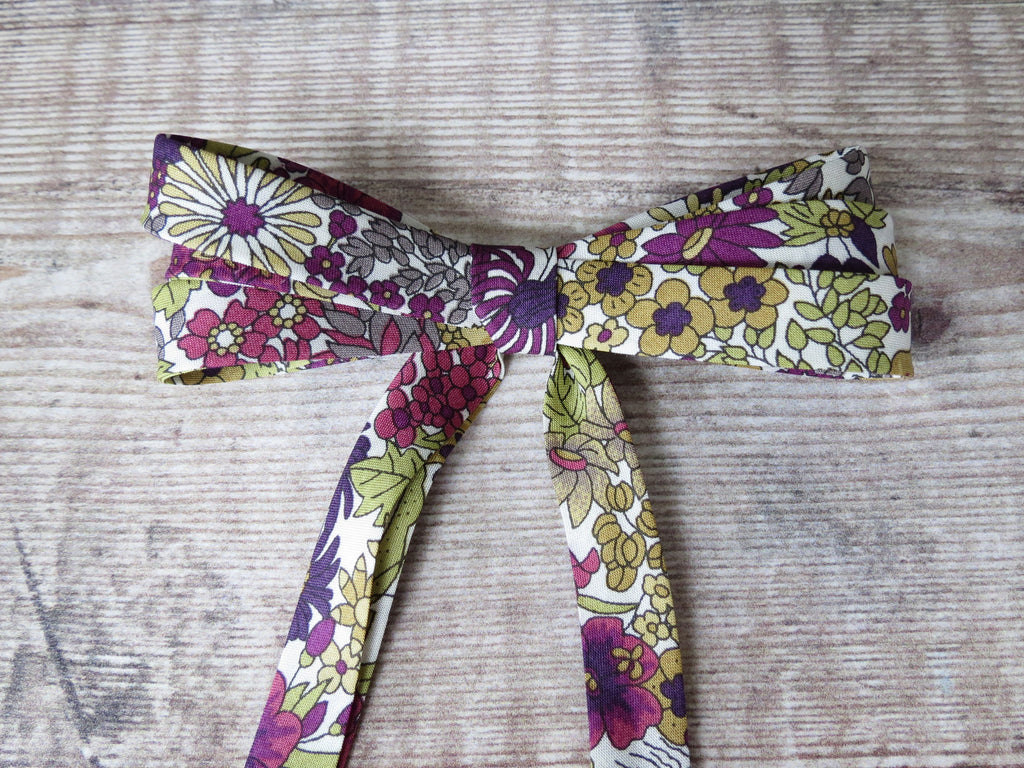 Liberty Margaret Annie C bias binding in purple and olive green, 10mm wide