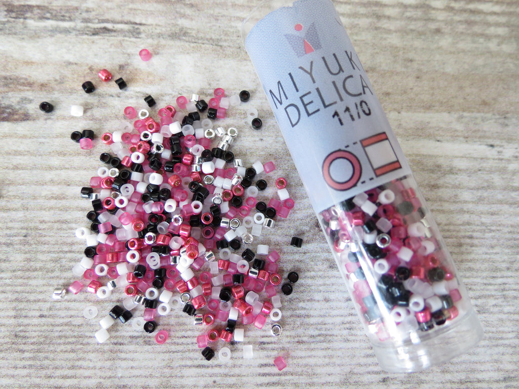 Delica seed bead mix Diva pink