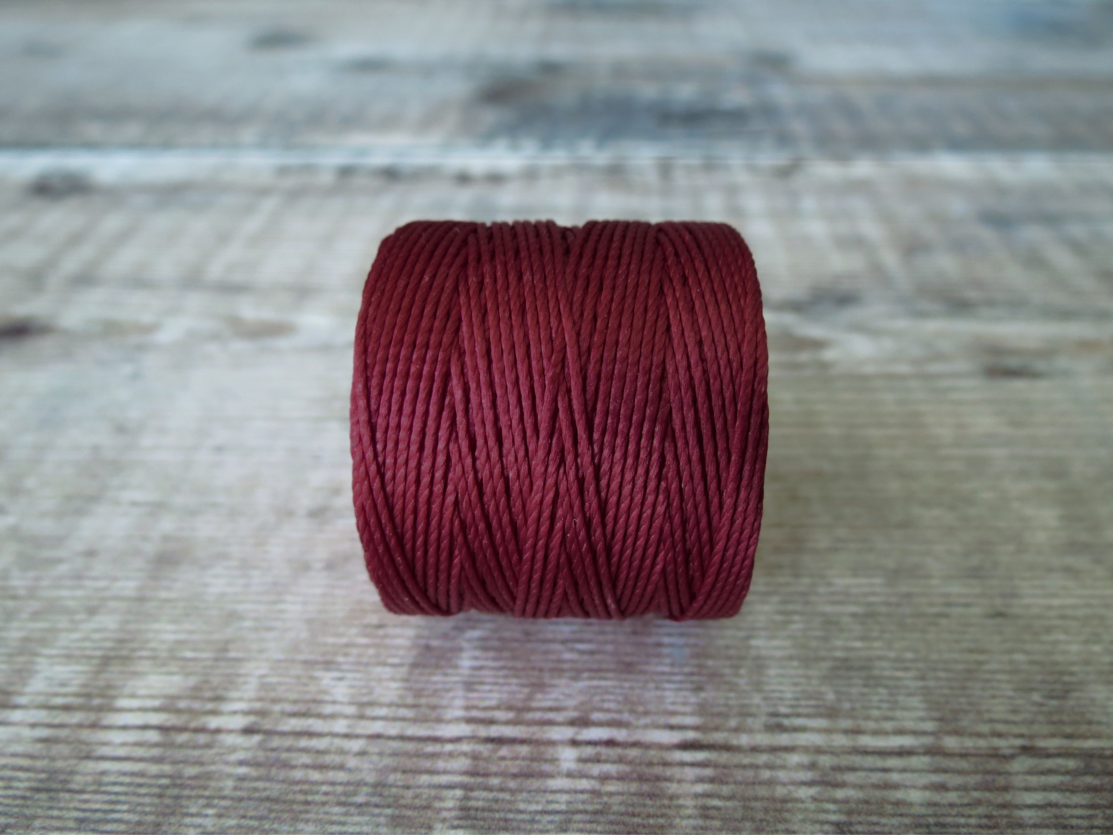 forskel Sorg Mentalt Slon SHANGHAI RED nylon cord for bracelet making and macrame, 0.5mm –  BluebellHillCrafts